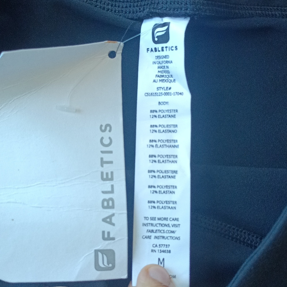 Fabletics Mid Rise Capri - Picture 6 of 11